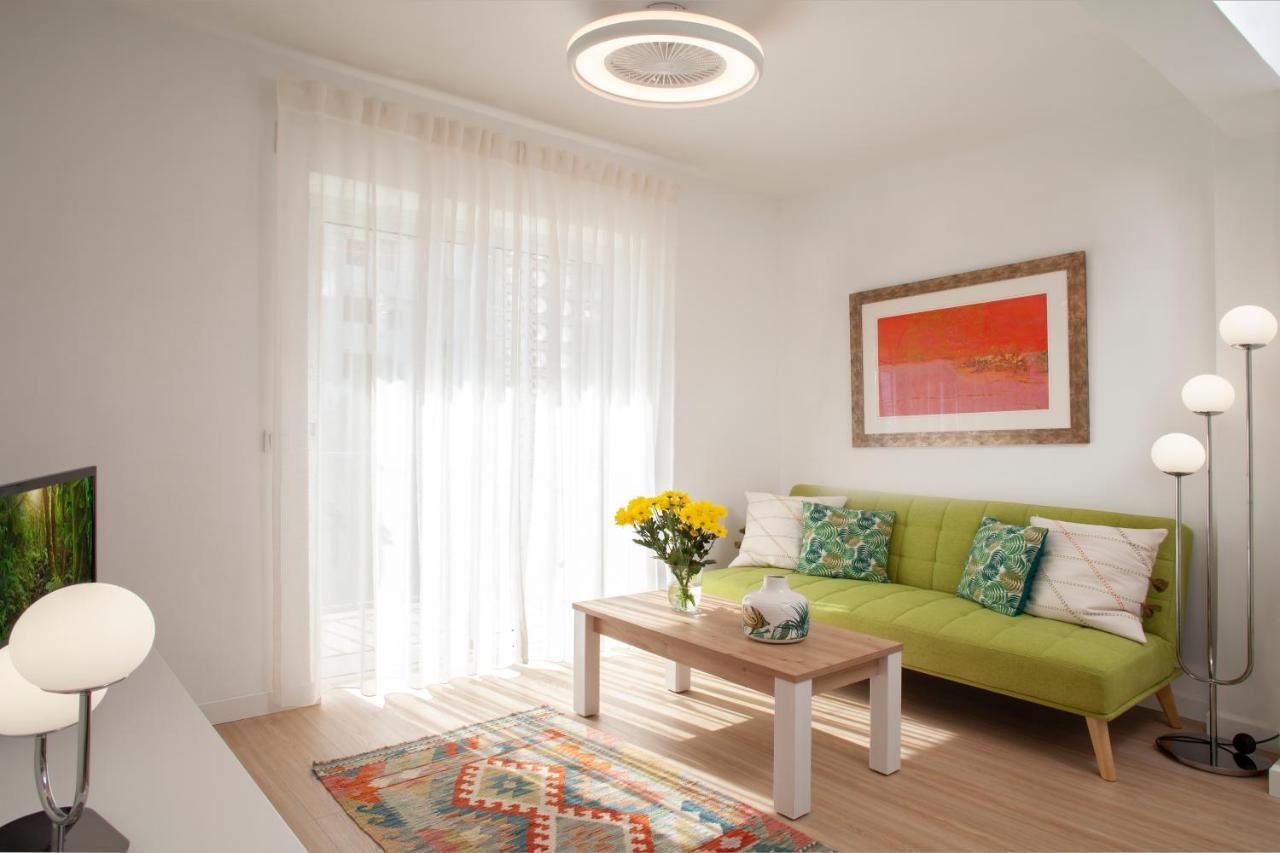 Lovely Beachfront Apartment In Calahonda Sitio de Calahonda 외부 사진