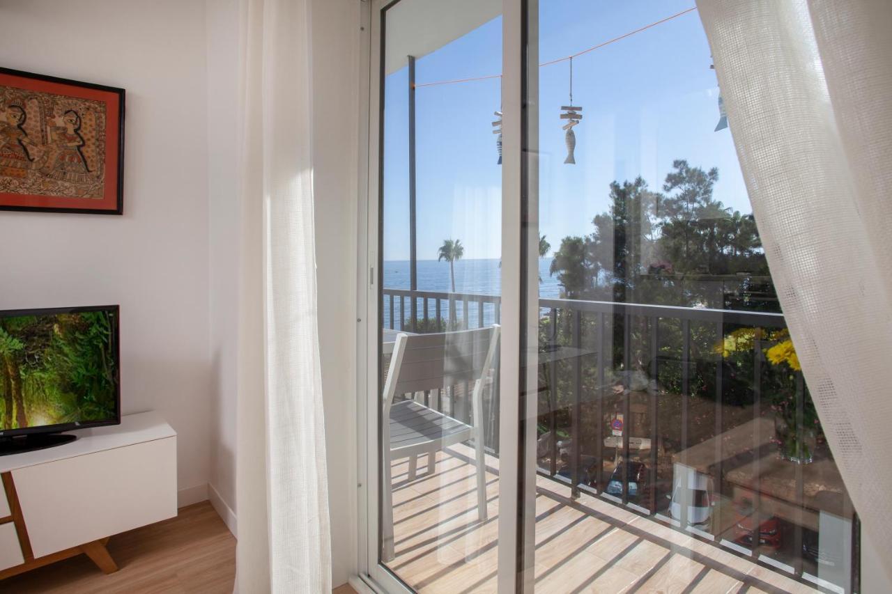 Lovely Beachfront Apartment In Calahonda Sitio de Calahonda 외부 사진