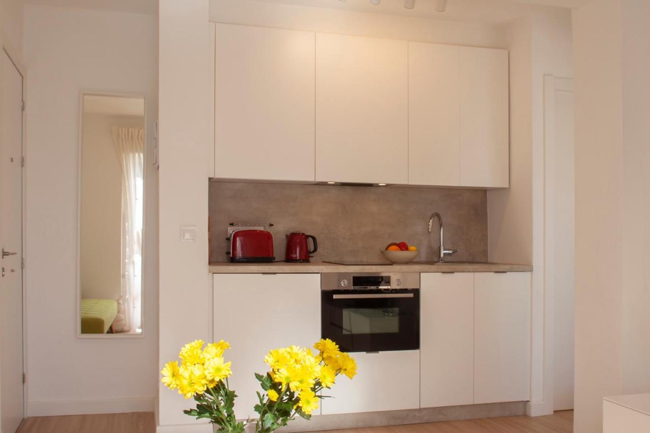 Lovely Beachfront Apartment In Calahonda Sitio de Calahonda 외부 사진